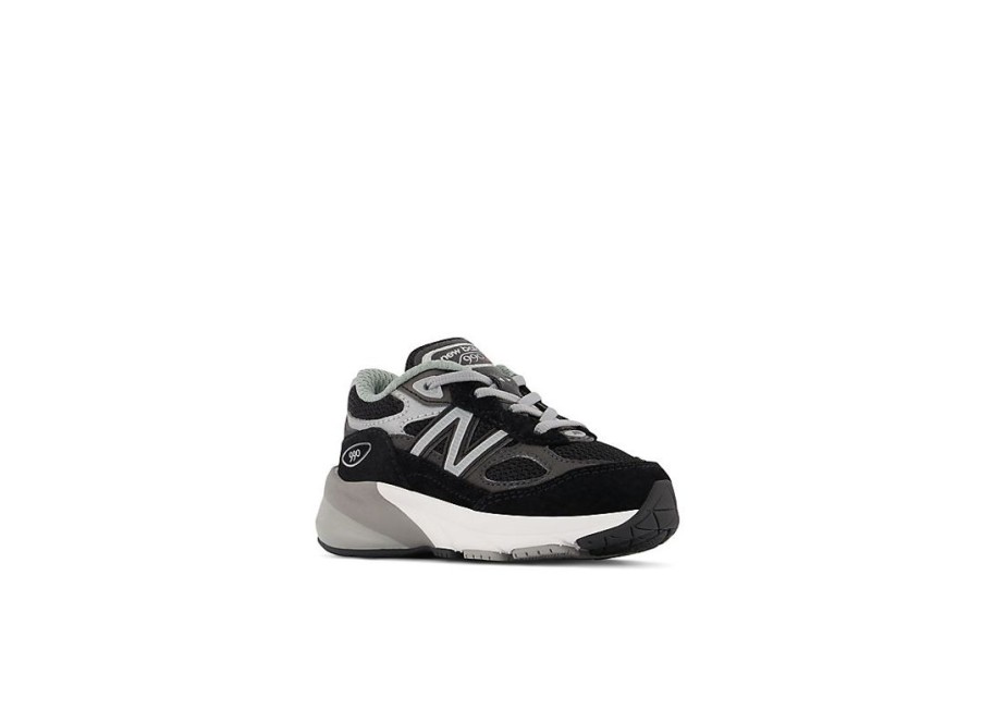 Kid New Balance Crib & Toddlers (Size - 10) | 990V6 Black With Silver