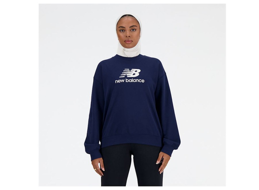 Women New Balance Hoodies & Sweatshirts | Sport Essentials French Terry Logo Crew Nb Navy