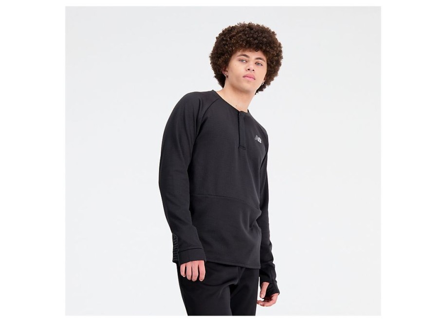 Men New Balance Hoodies & Sweatshirts | Nb Heat Grid Crew Black